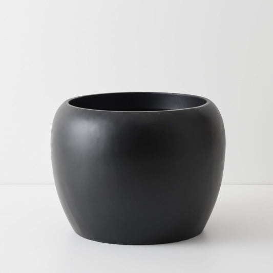 Ivar Pot XL in Black or White